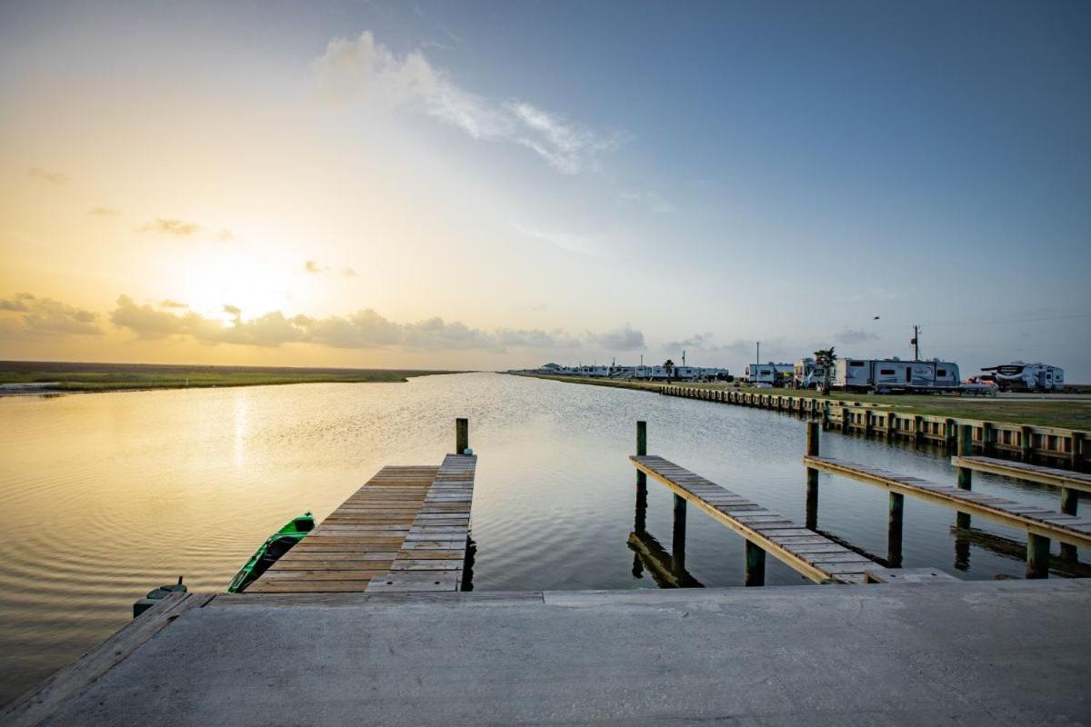 Blue Water Rv Resort Галвестон Экстерьер фото